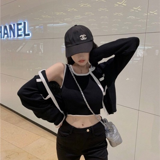 针织修身拼色背心+开衫外套两件式上衣