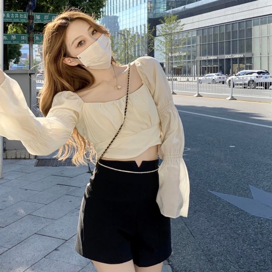 【预购】方领泡泡袖绑带短版上衣